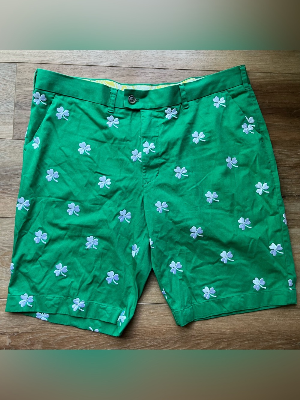 Loudmouth loud mouth golf green novelty clover lucky athletic shorts size 40